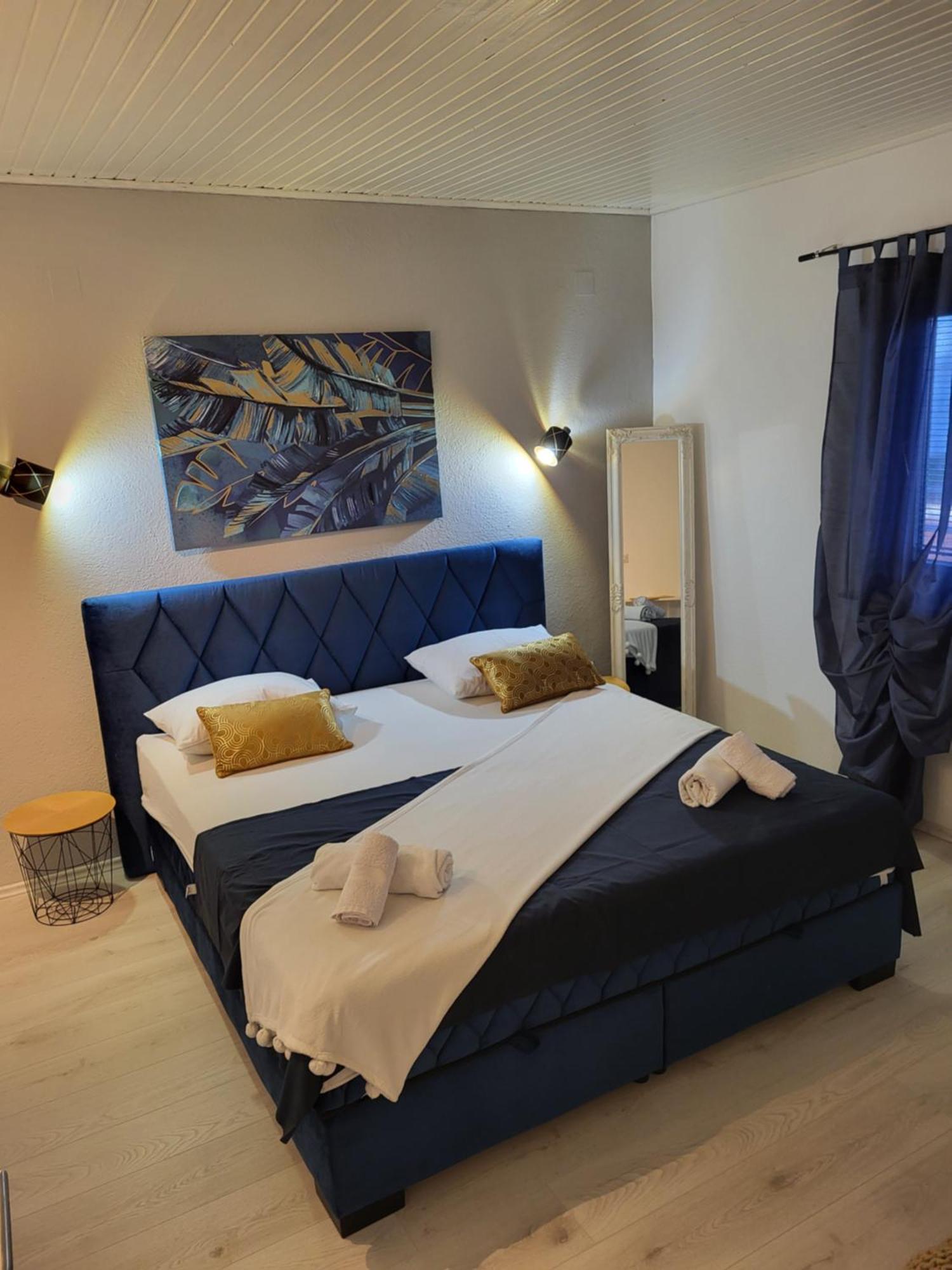 Apartments Mikas Stanici Luaran gambar