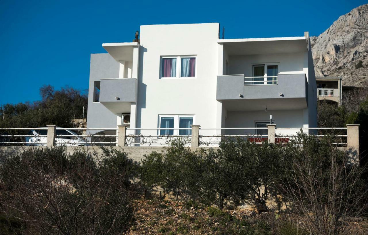 Apartments Mikas Stanici Luaran gambar